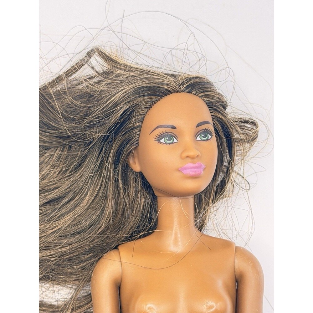 Barbie Chic FJF16 Brunette Green Eyes Doll Nude TLC Mattel 2018
